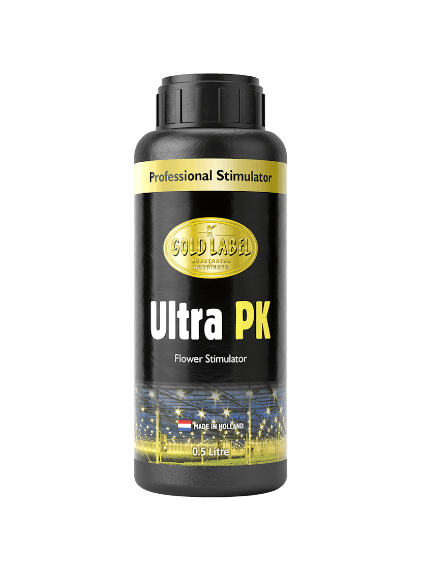 Black 500ml bottle of Gold Label Ultra PK
